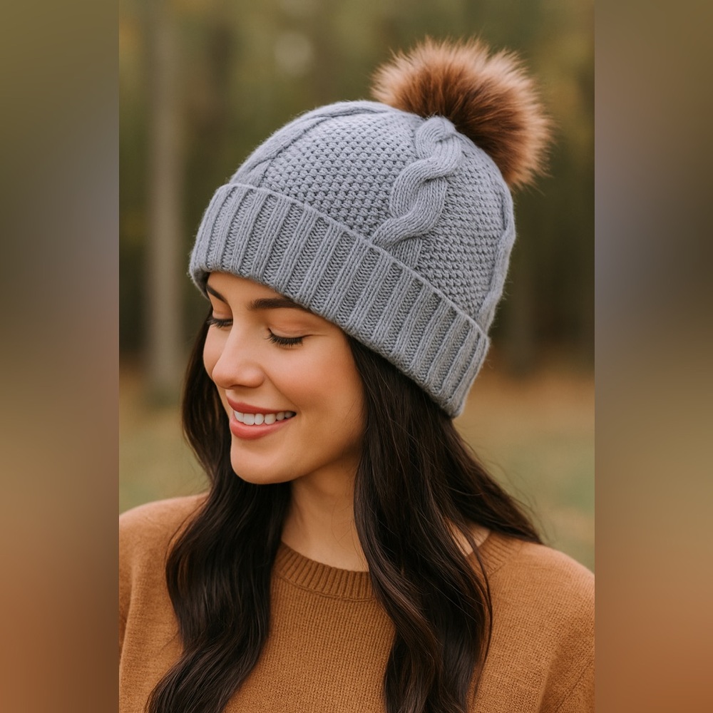 🧤 “ Cabin Babe “ Pom Beanie | Various Colors - Picture 11 of 12
